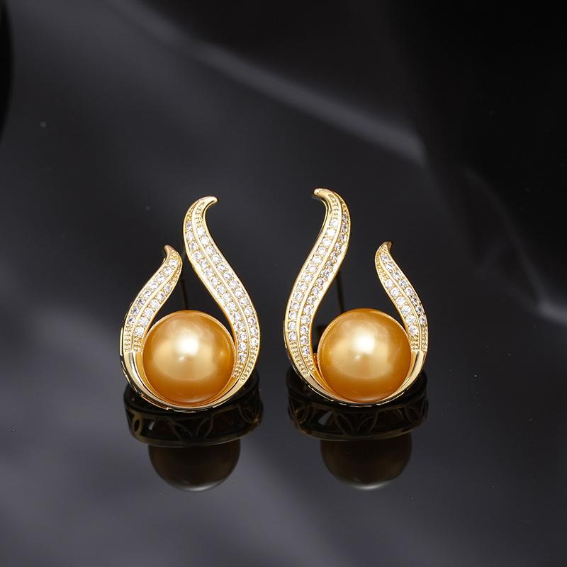 Cercei Flacără cu Perle cu Zirconiu de Înaltă Calitate 2024: Lux ușor pentru socialitul elegant