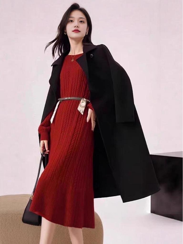 Elegant Red Knit Dress - New Year Winter Style