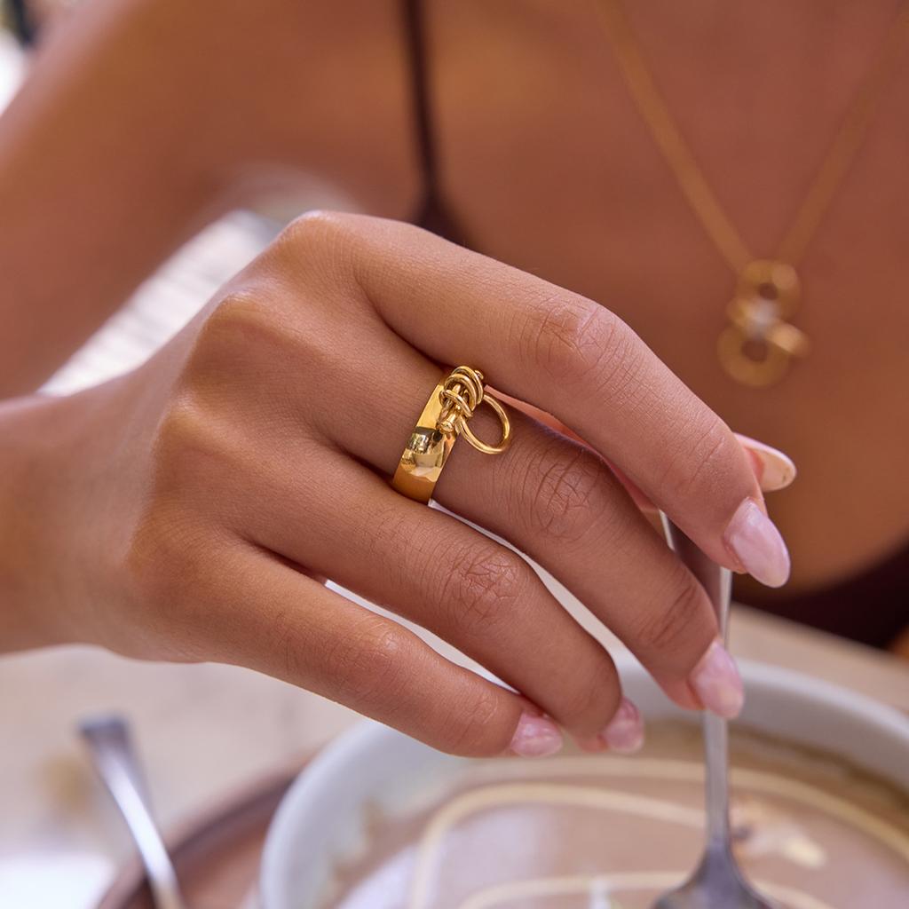 Punk Rock Polished Geometric 18K Gold Plated Rings Waterproof Hypoallergenic Knot Finger Ring Versatile Daily Accessories Bijoux