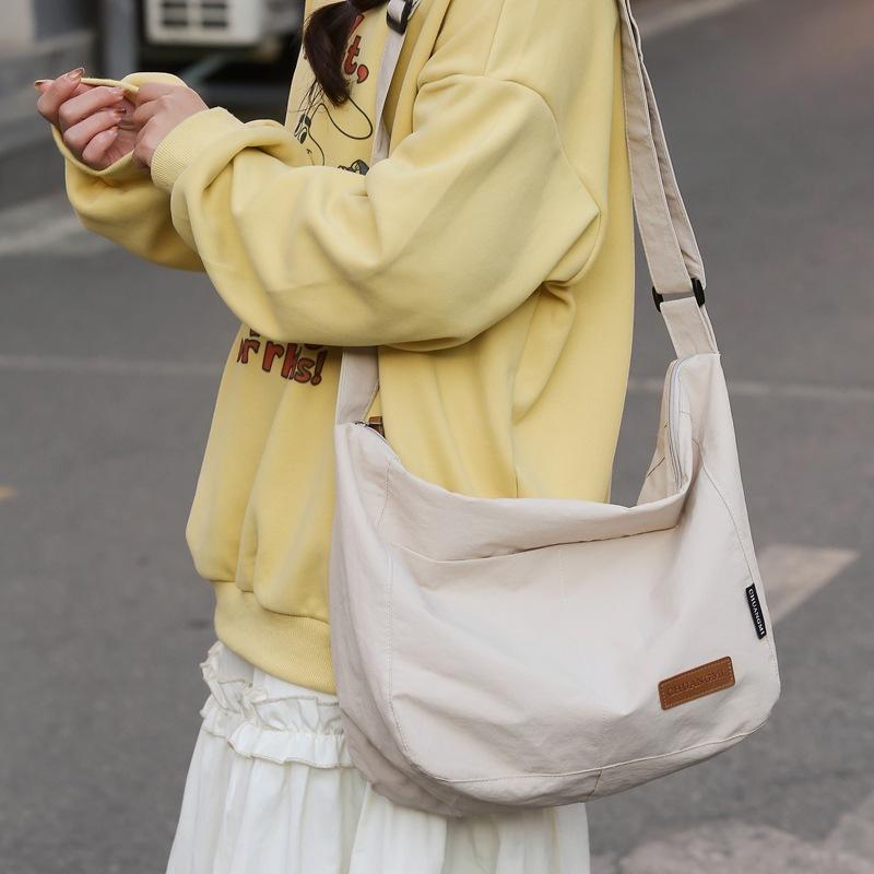 Men's Shoulder Bag Women's Lightweight Large Capacity Crossbody Bag