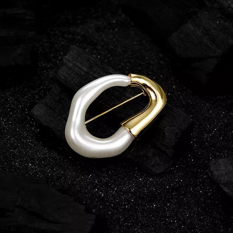 

Простой, модный, индивидуальный темперамент, чувство дизайна, брошь особой формы, женская высококачественная изысканная универсальная куртка-корсаж, брошь для кардигана