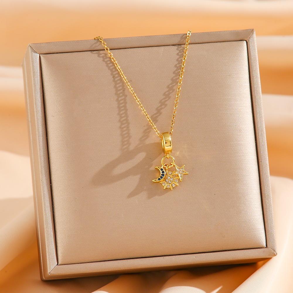 Fashion Titanium Steel Necklace Pendant Simple Elegant Unisex Chain Jewelry Accessories for Women Men