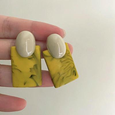 Retro Geometrische Groen & Witte Acryl Oorbellen - Stijlvolle Hong Kong & Koreaanse Mode
