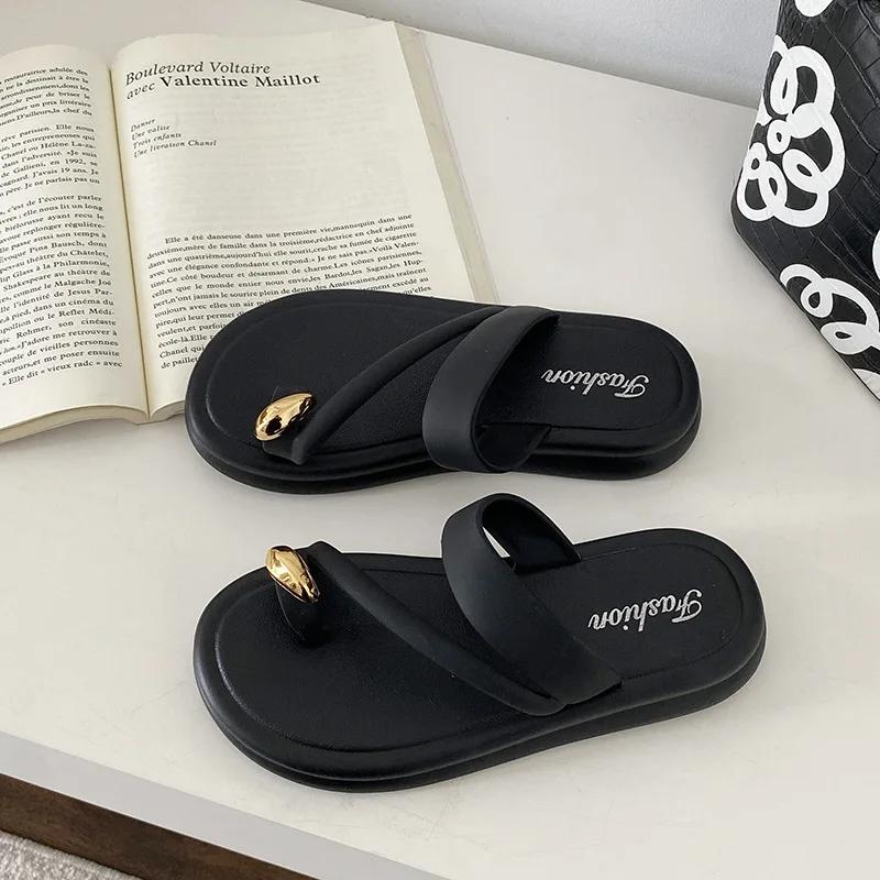 Fashion Women's Summer Platform Flip-flops Non-slip Comfortable Korean Version of Casual Seaside Beach Toe Sandals
