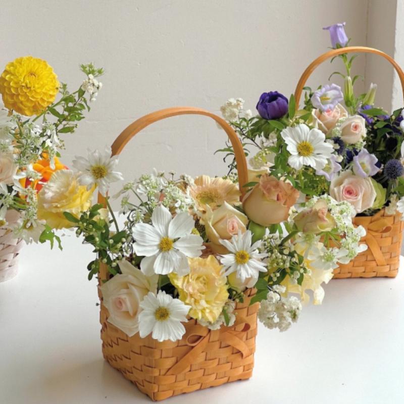 Willow Rattan Bride Flower Basket Picnic Container Hand-Woven Flower Arrangement Basket With Handle Picnic Weaving Basket