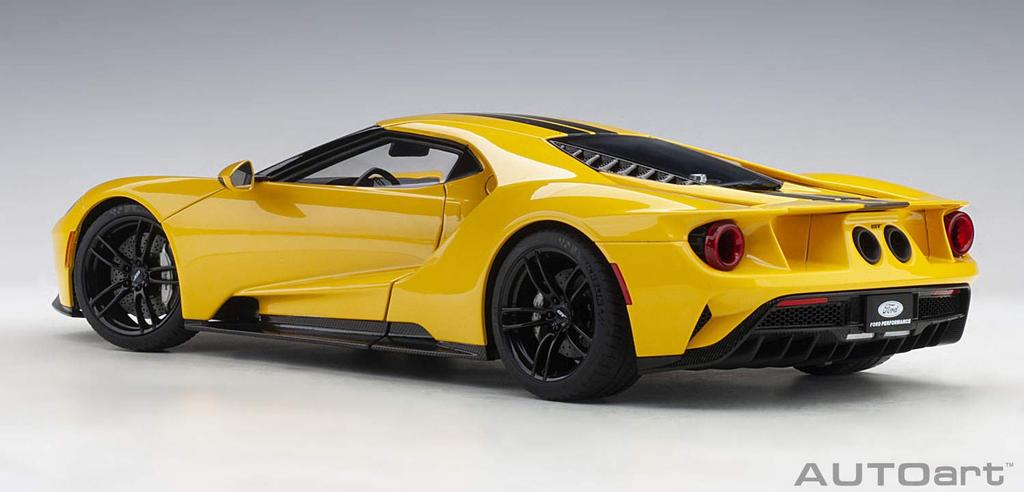 AUTOart Ford GT 2017 Stripe Finished Product 1/18 Yellow/Black
