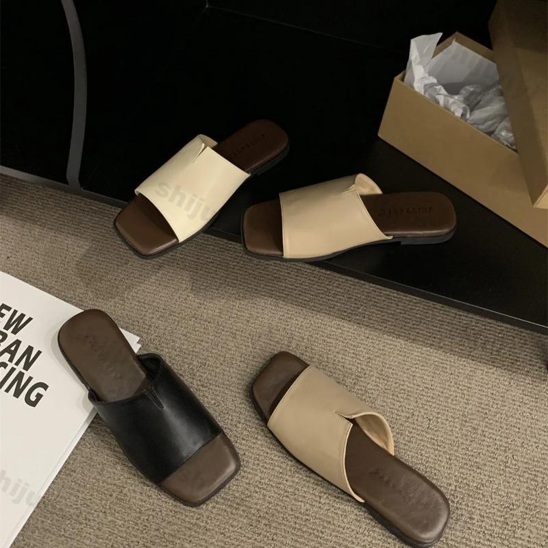 Fashion Women's Summer Slippers 2025 New Luxury Elegant PU Leather House Shoes for Home Women Comfortable Barefoot Outdoor Sandals