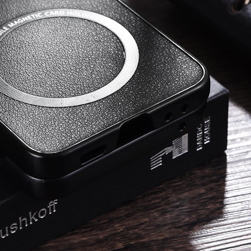 Luxury PU Leather Wireless Charge Magnetic Case For Samsung Galaxy Z Flip 3 4 5 6 Flip4 Flip5 Flip6 5G Shockproof Back Cover