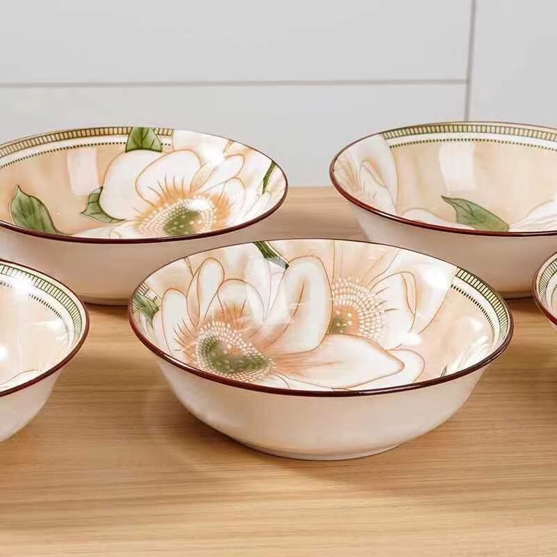 Lin Pan 7-Inch Camellia Ceramic Bowl