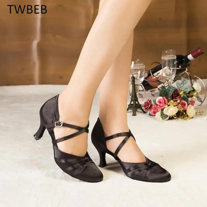 Damskie buty do tańca latynoamerykańskiego Salsa Tango Balowe Party Damskie wysokie obcasy Przyjazny dla skóry satynowy czarny Buty do tańca sportowego na zewnątrz