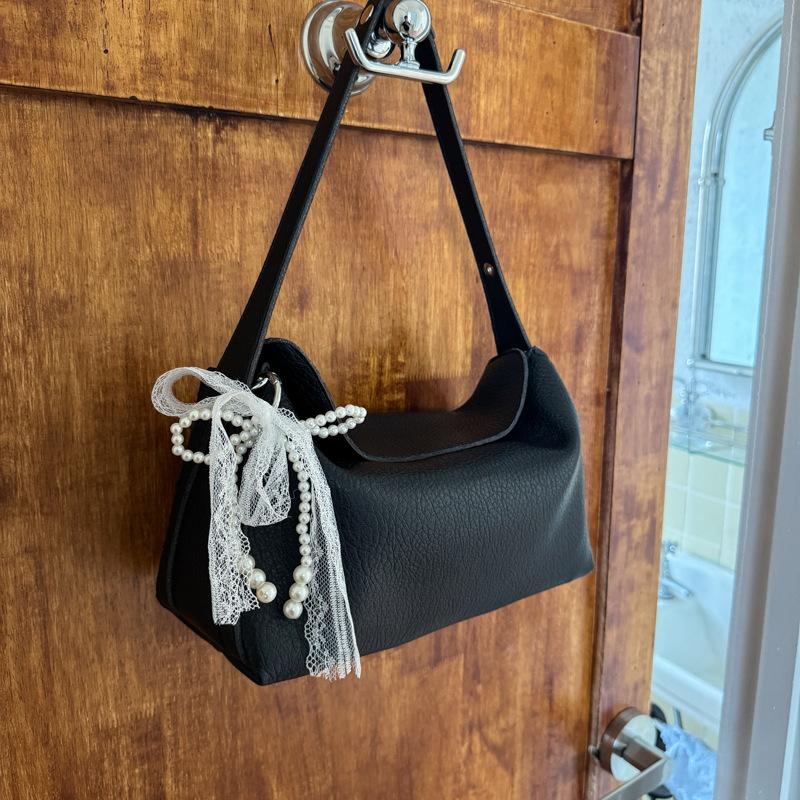 Niche Design Bag Women's Large-capacity New Summer Leisure Shoulder Messenger Bag Commuter Dumpling Bag