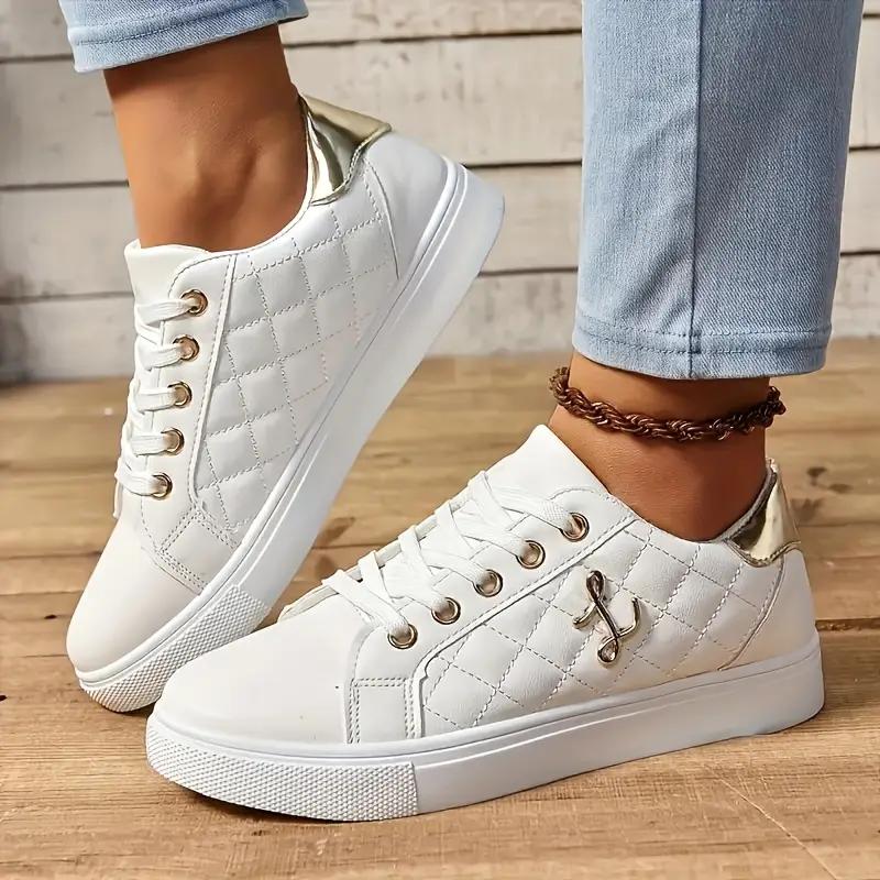 Ladies' Lace Up Casual Sports Shoes, Fashionable and Versatile, Thick Soled White Tennis Shoes, Sports Shoes