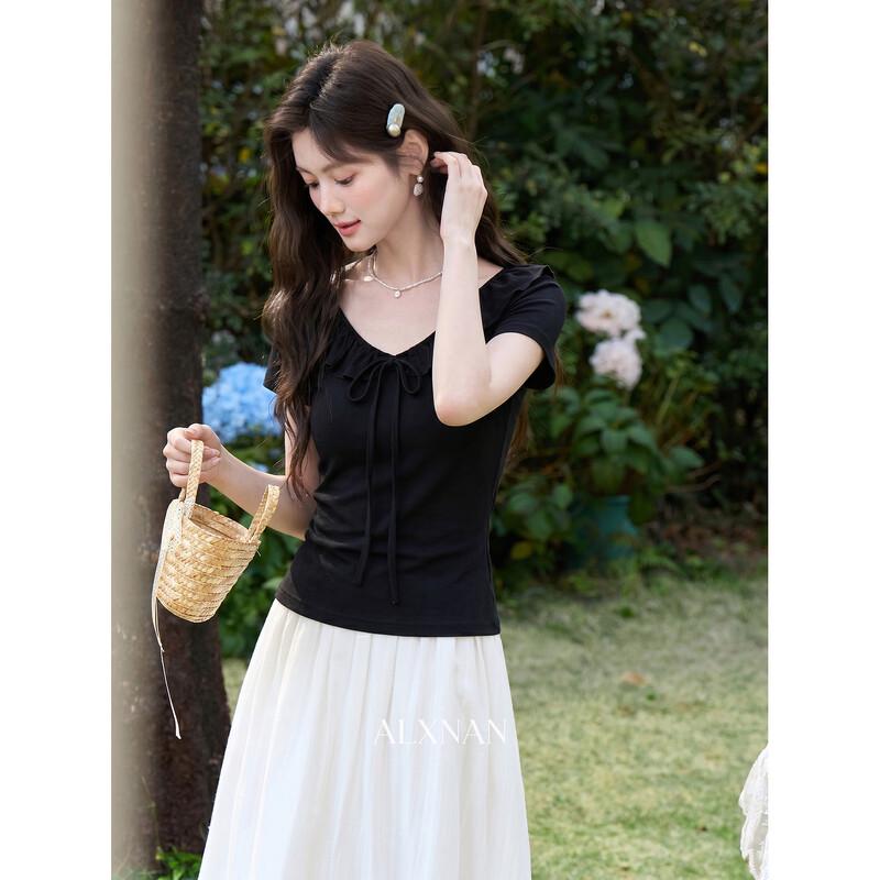 Women s Ruffle V-Neck T-shirt S