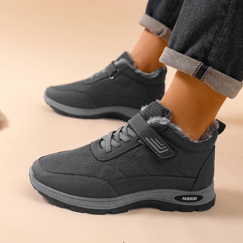 Men's boots winter new Velcro strap-free medium and old cotton boots piled thickened warm walking snow boots