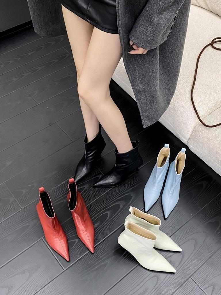 2025 Autumn New Pointed Thin Heel High Heel Temperament French Fashion Sexy Beautiful Women Short Boots