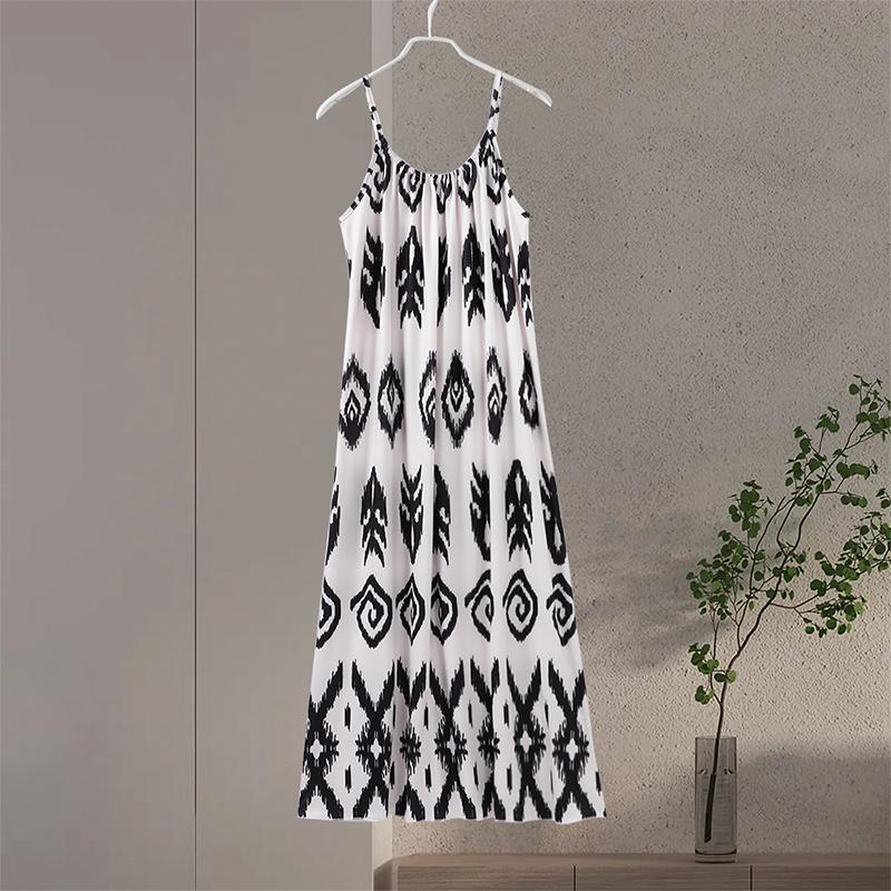 Модное принтованное платье-миди на бретельках для женщин — фото 11