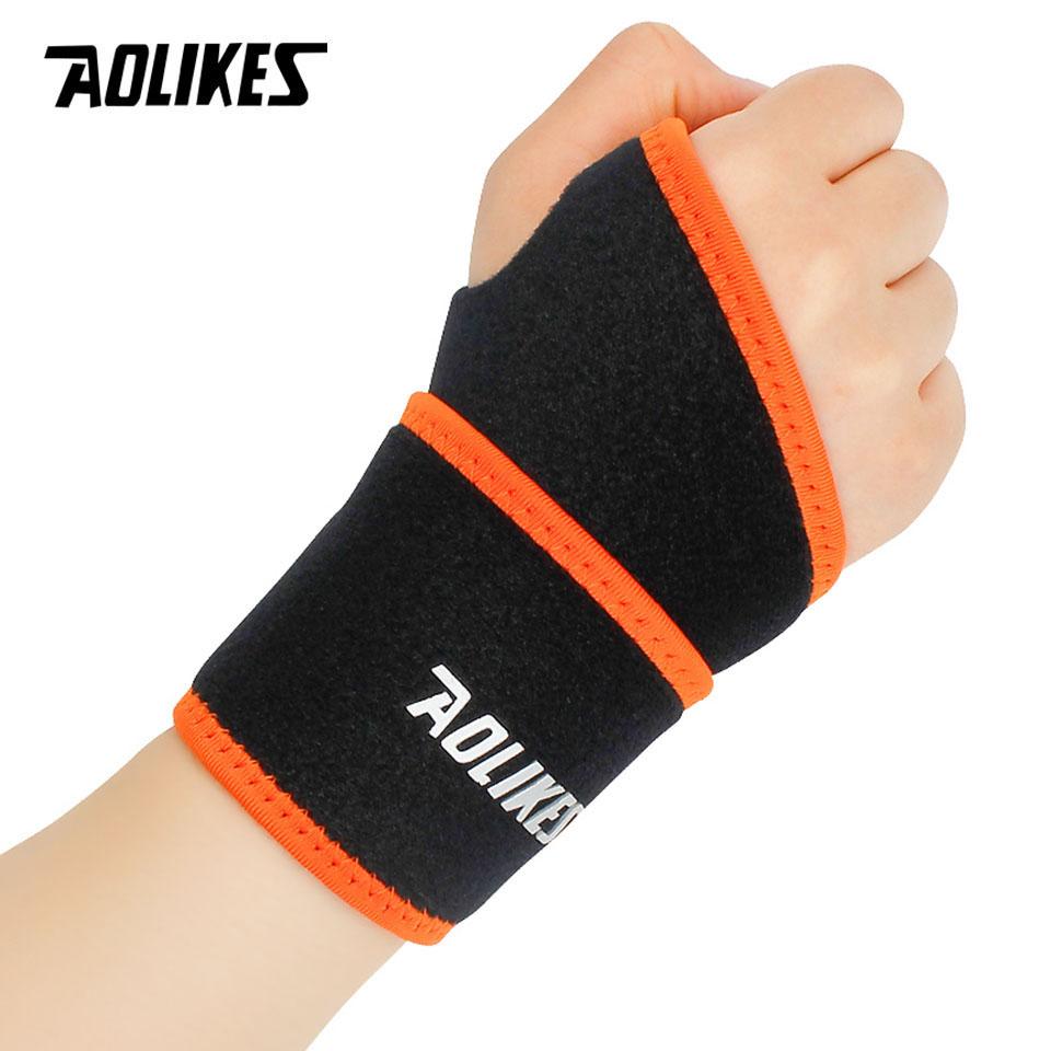 Aolikes Polsino Regolabile Supporto per Tunnel Carpale per Sport Tendinite Sollievo dal Dolore Artrite Fasciatura per Polso