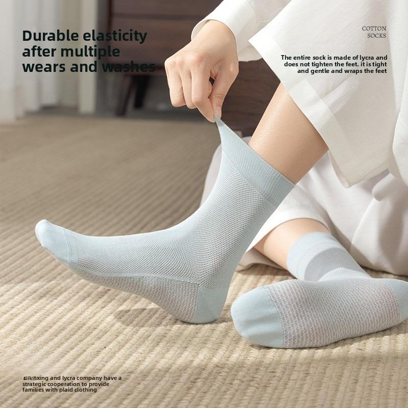 Cotton Sock Children Summer Light Style Pure Cotton Mid-calf Socks with Mesh Ventilation, Breathable and Antibacterial, Odor-resistant In Summer.