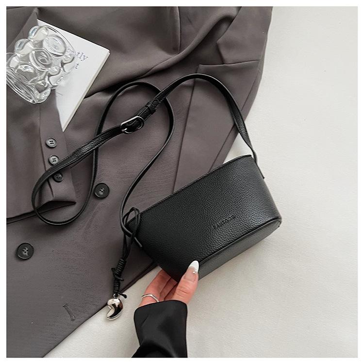 Premium sense ingot small bag fashion women's bag summer new versatile commuter trend shoulder messenger bag
