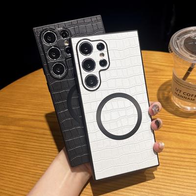 The Fashionable Crocodile Pattern Is Suitable for The Samsung S24Ultra Phone Case S23plus and The European and American Magnetic S22ultra