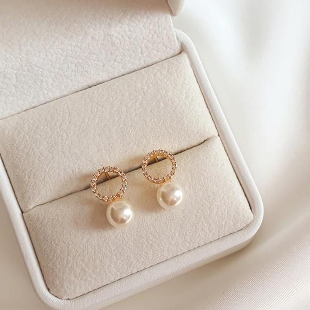 Women's Daily Accessory Pearl Earrings Aegis