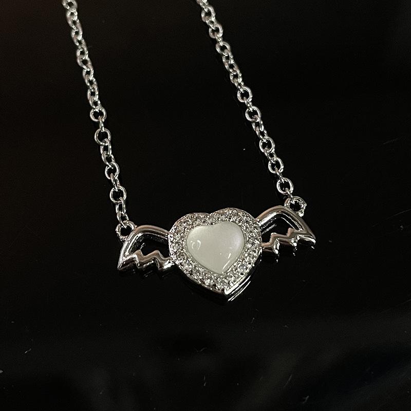 Wings Love Opal Necklace Women S Niche Design Light Luxury High-End Gem Pendant Collarbone Chain