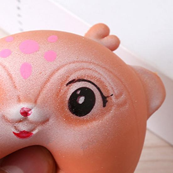 Small Deer Squeeze Toy Stress Relief Flour Filling Deer Stress Ball Portable Slow Rebound Cartoon Animal Decompression Office Desk Toy