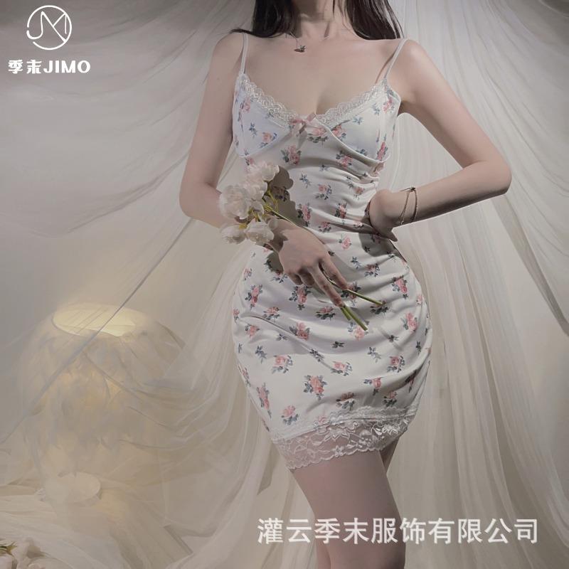 Sexy underwear, fresh small floral contrasting lace splicing, sexy low-cut pure desire wind suspender hip skirt, sexy