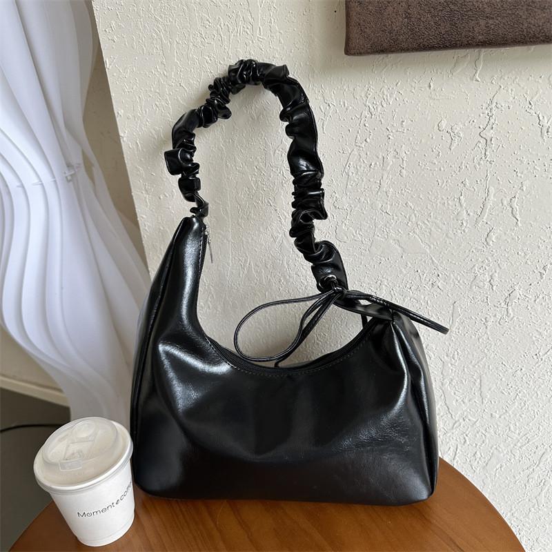 Designer Large Pu Clutch With Wrinkled Texture And Zipper Closure For Casual Outings
