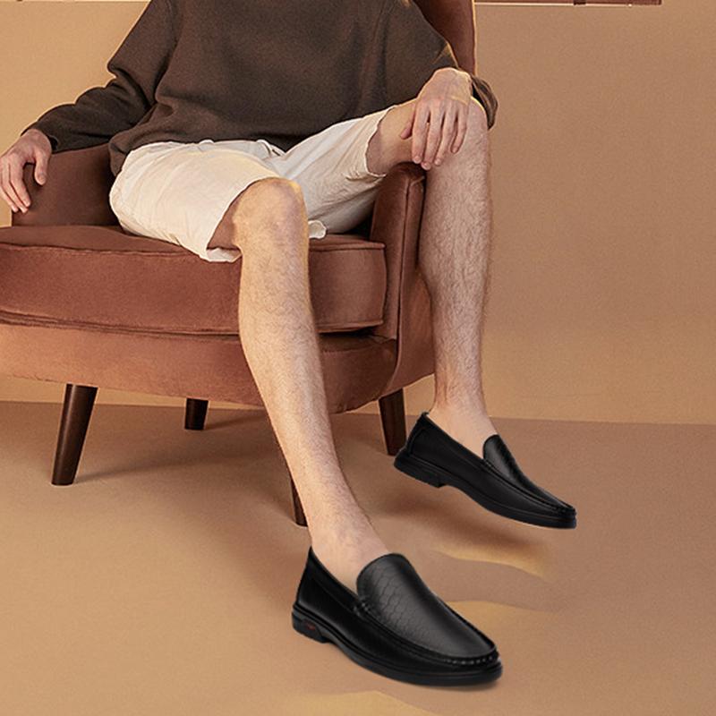 ModeHögkvalitativa Herrskor av Märke Krokodilmönster Bekväma Läderskor Klassiska Svarta Vår Herrars Business Casual Läderskor