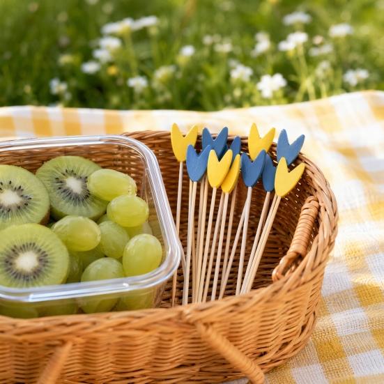 100Pcs Disposable Fruit Picks, Cocktail Picks with Decorative Leaves Flower Tips, Bamboo Skewers for Fruits Cakes Cocktails Snacks