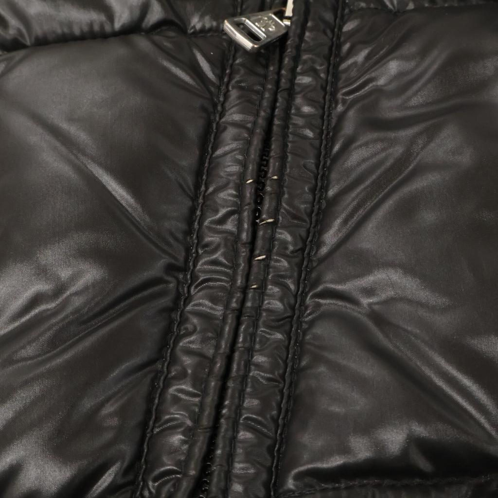 Moncler 41310/50/68950 Everest Down Jacket Jacket 1 blackUsed