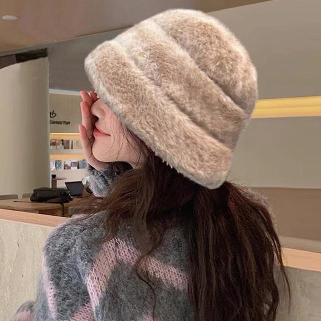 Winter Bucket Hat Fluffy Faux Fur Fisherman Cap, Breathable & Comfortable Thicken Winter Hats, Warm Lightweight Fleece Fisherman Cap for Women Men