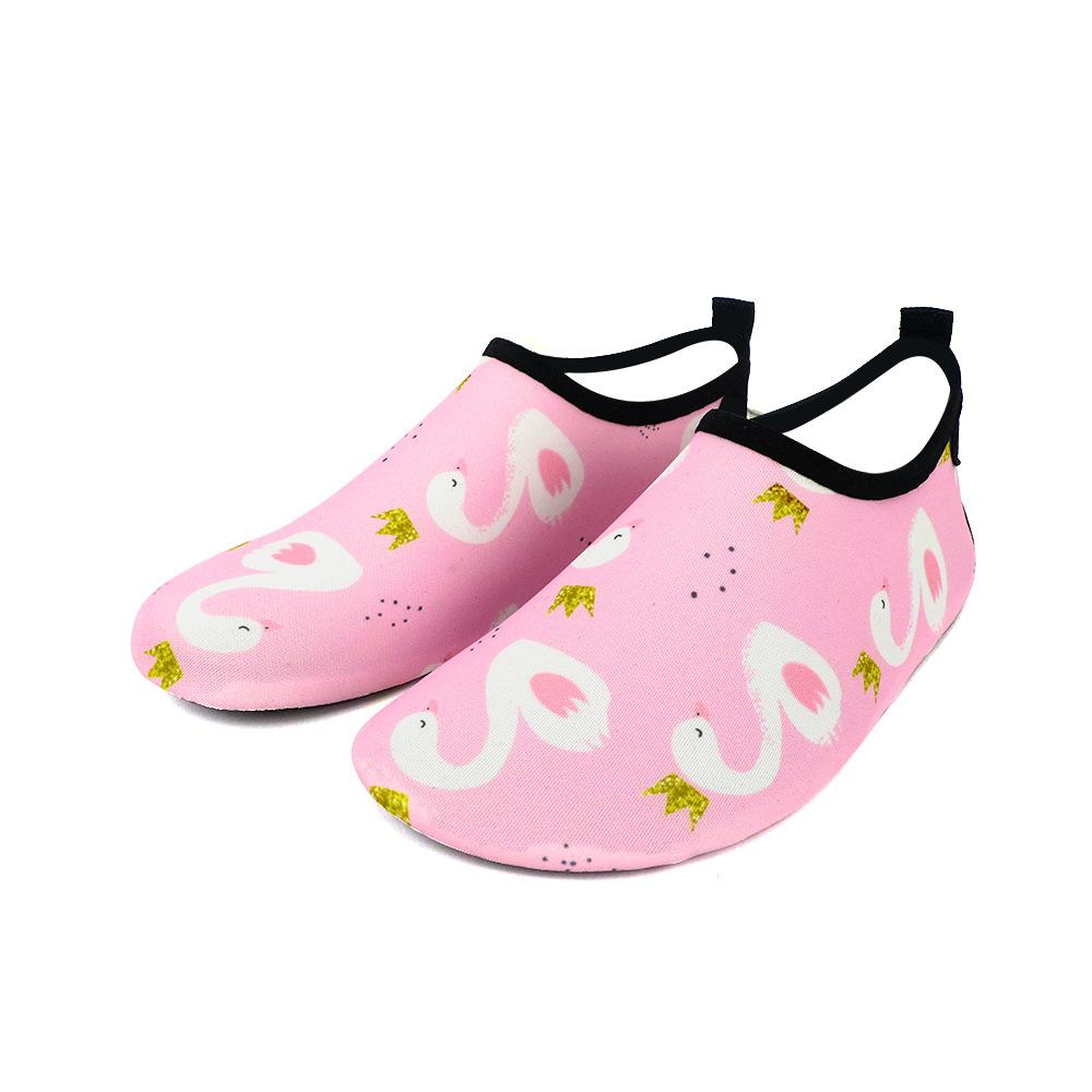 

Children s beach shoes Men s and women s breathable swimming shoes Drifting non-slip creek shoes Skin-to-skin shoes 35/36 Fits 35