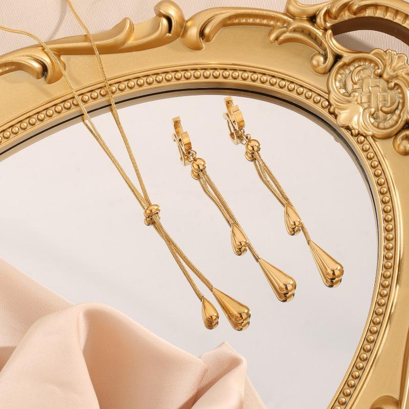 Light luxury tassel necklace earring jewelry set Fashionable high-end titanium steel jewelry set