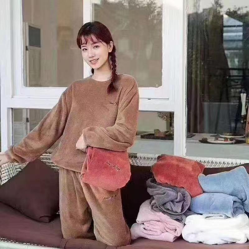 Warmer und gemütlicher Coral Fleece-Anzug für lässige, lockere Herbst- und Winterkleidung für Paare, dicker, pelziger und plüschiger Anzug