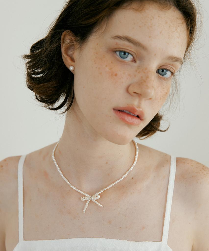 Lucir Zu Pearl Ribbon Necklace