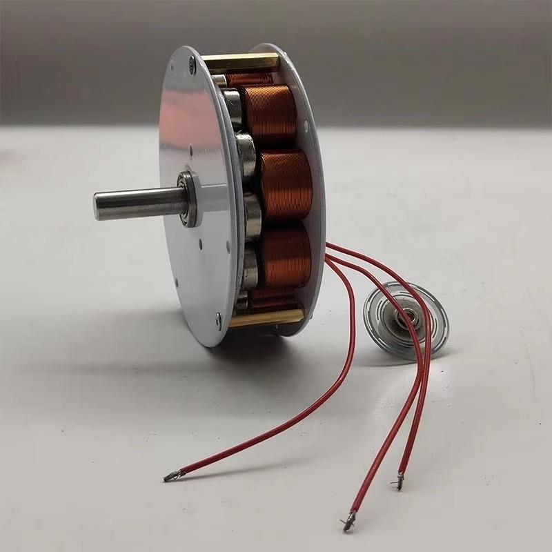 Mini Disc Iron Core Generator 50W 24V Strong Magnetic Low Speed Multi-pole Three-Phase AC Generator 100-650rpm 85mm*25mm