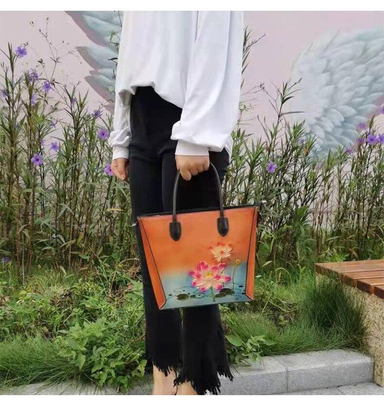 Johnature Retro Embossed Women Tote Bag Genuine Leather Luxury Handbag Leisure Natural Soft Cowhide Large Capacity Shoulder Bags