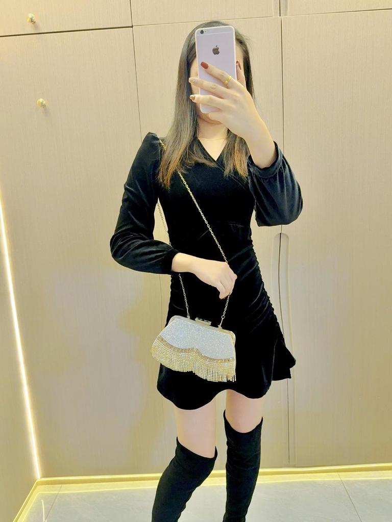 Sac à main de soirée glamour à pompons et strass