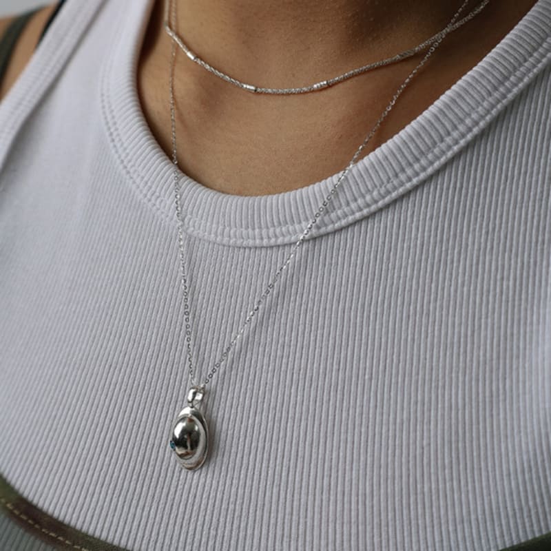 MERITY oval birthstone necklace