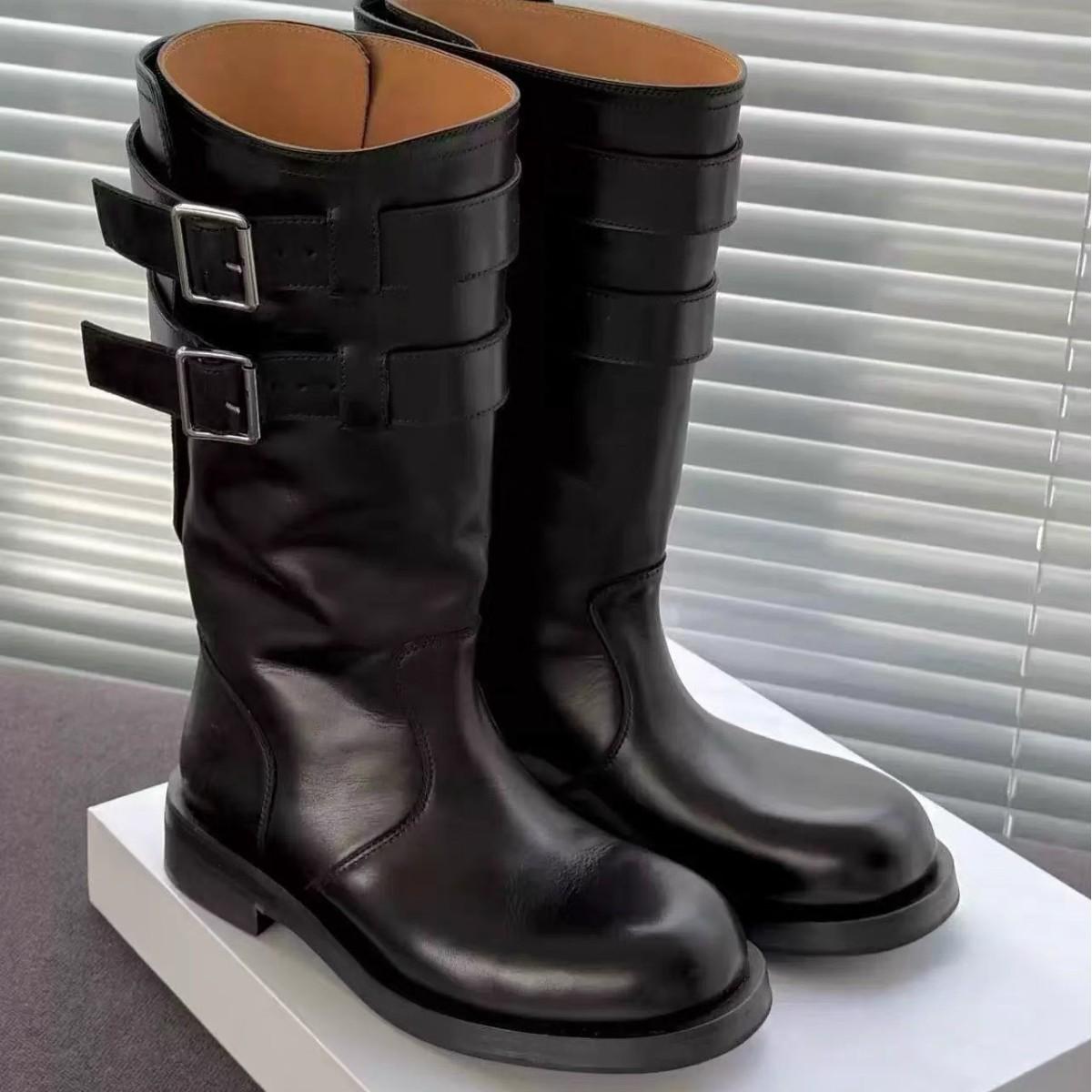 

Премиальные ботинки-рыцари с пряжкой на рукаве, новые, с круглым носком, кожаные, темпераментные, в стиле локомотив 40 коричневый