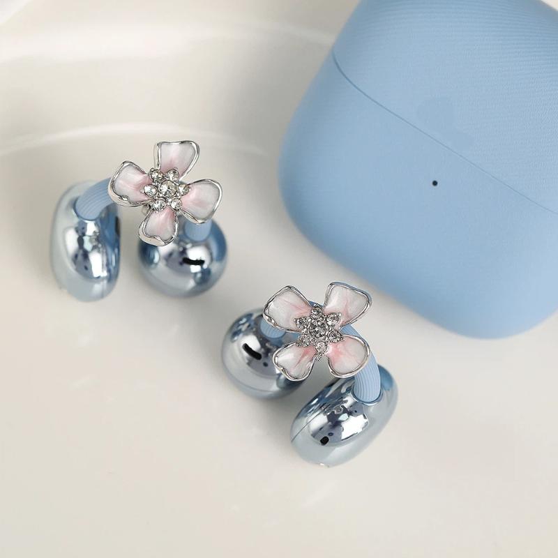 Chic 2Pcs Earrings with Shining Rotating Flower Blossoms for Sophisticated Look
