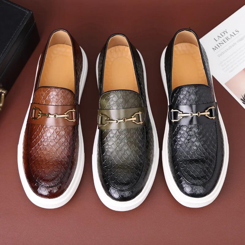 Men's Casual Shoes Embossed Leather Men Classic Buckle Horsebit Loafers Mens Slip-on Board Shoes Outdoor Flats New
