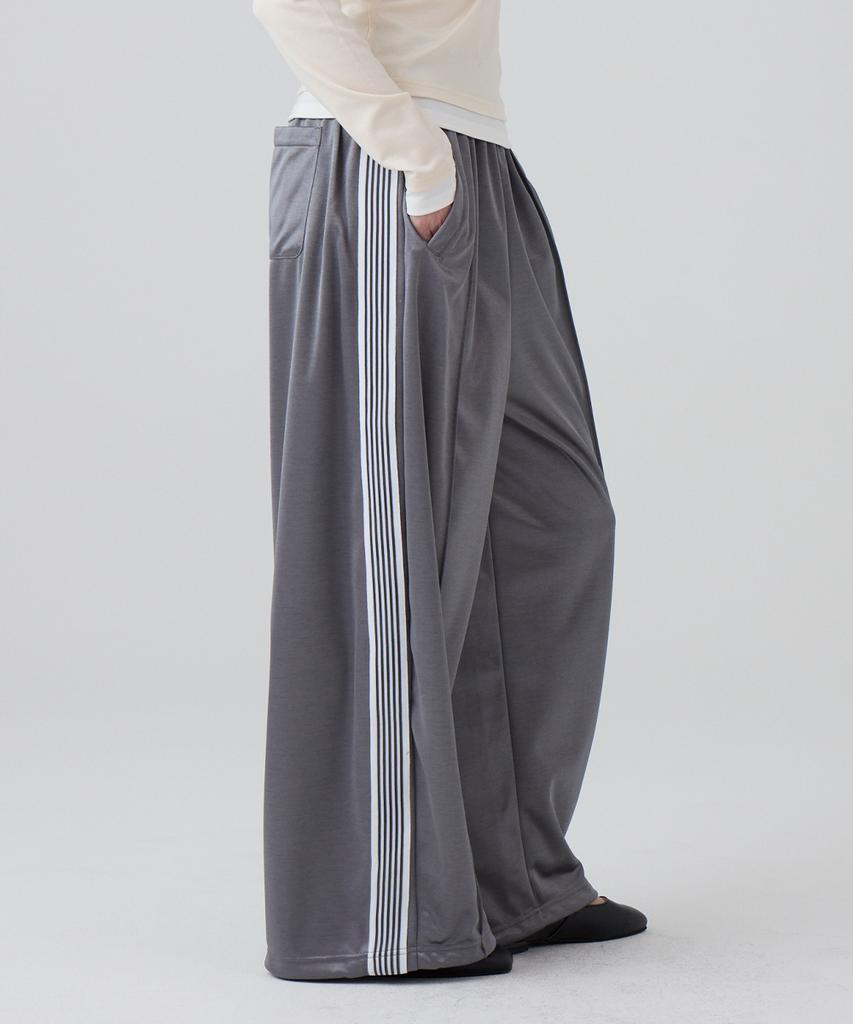 DANGLEDROP Dgdp Balloon Fit Curved Line Track Pants_Charcoal Gray