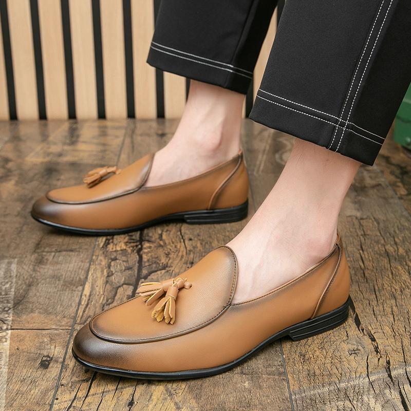 Fashion New Red Men Tassel Loafers Leather Formal Shoes Elegant Dress Shoe Simple Slip On Man Casual Shoes Footwear Large Size 47