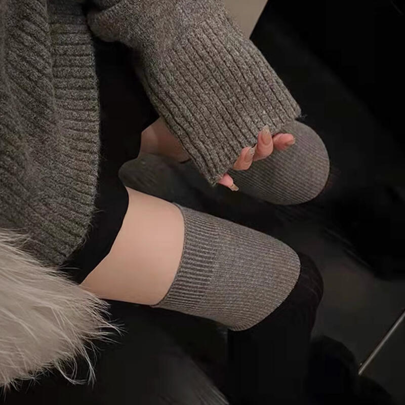 Cosmo Two-Tone Golji Over Knee Socks Knee-High Socks 3 Colors black