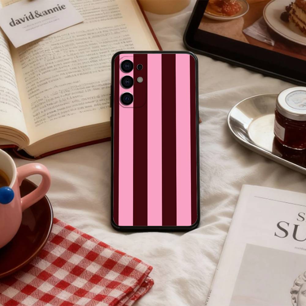 B-Burgundy W-White Stripe    Phone Case For Samsung S 25,24,23,22,30,21,10,9,Ultra,Plus,Lite,FE,4,5 G Soft Black Case
