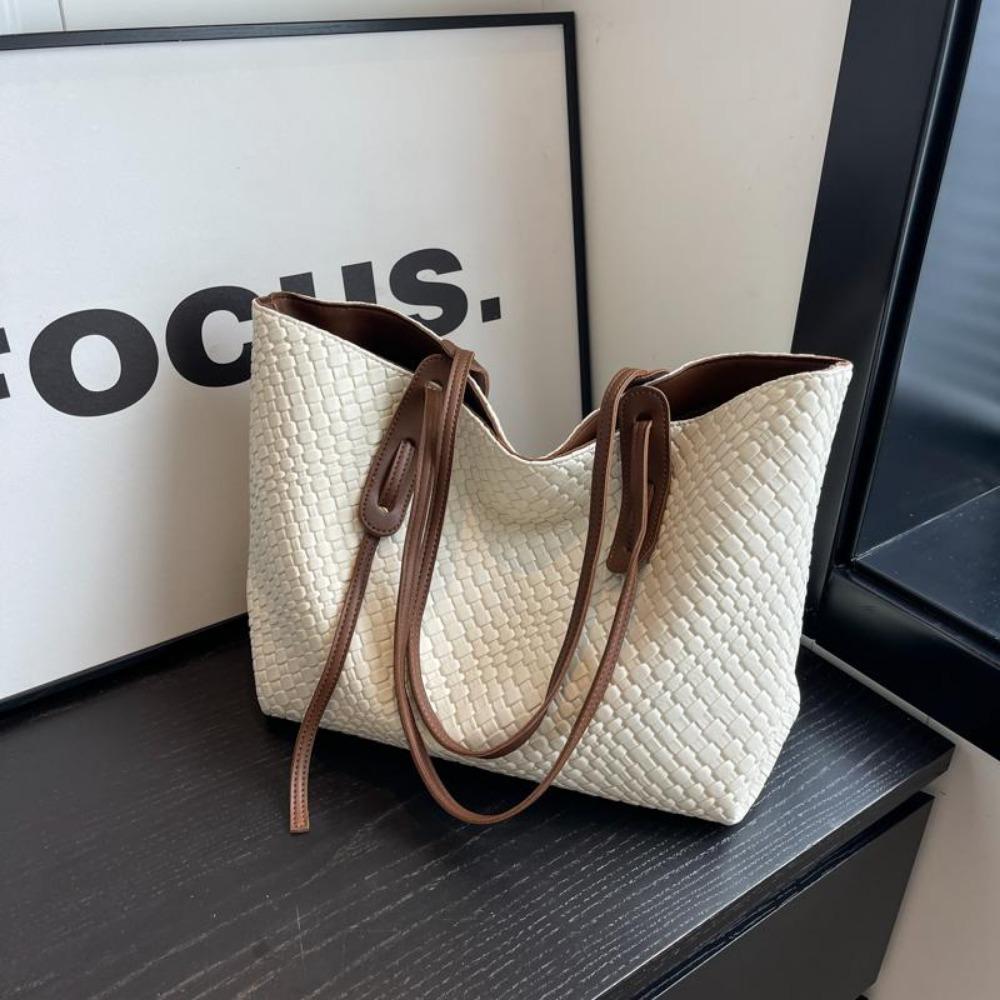 Fashion handbag women's spring and summer new product retro rhombus woven shoulder large capacity versatile tote bag