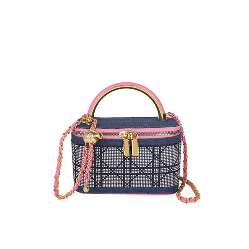 Bag Women's Bag Spring 2025 New Korean Version Niche Shoulder Bag Fashion Diamond Crossbody Portable Vanity Case Sub-bag